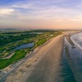 Is charleston, sc close to water?