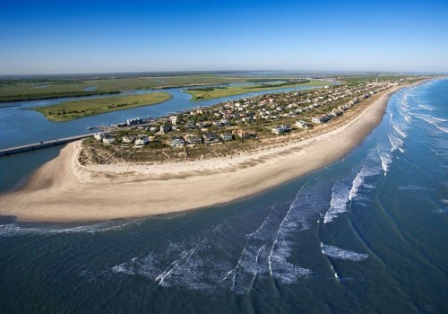 How far is charleston from the beach?